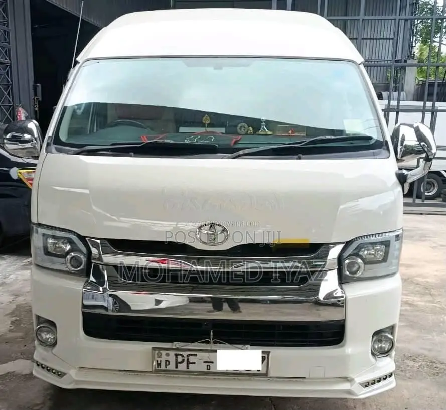Toyota KDH High Roof 2005 Van (Used)