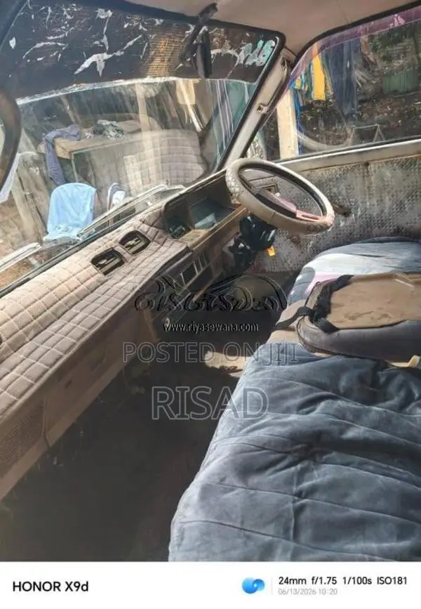 Toyota LiteAce Cm20 1983 Van (Used)