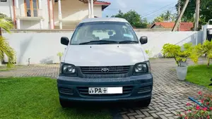 Toyota Kr42 2005 Van (Used)