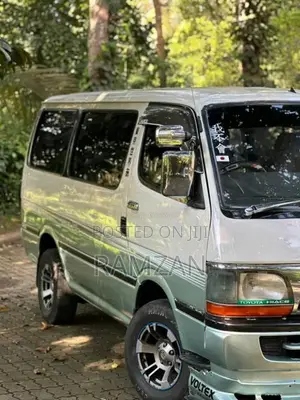 Toyota Dolphin 1991 Van (Used)