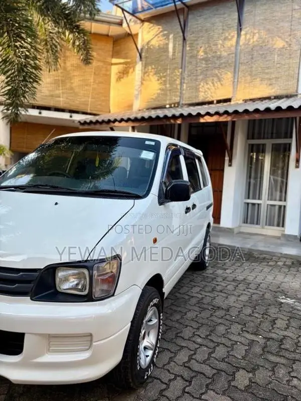 Toyota CR41 1996 Van (Used)