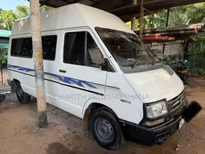 Tata Winger 2011 Van (Used)