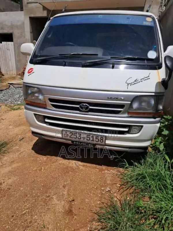 Toyota Dolphin LH 103 1994 Van (Used)