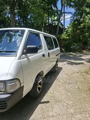 Toyota Lotto 1993 Van (Used)