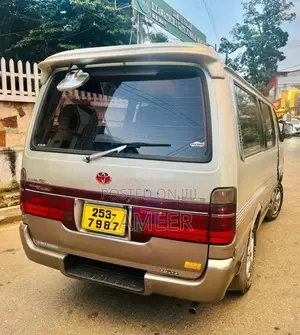 Toyota LH103 SUPER GL 1995 Van (Used)