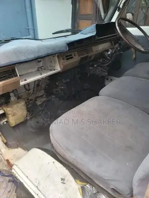 Toyota L3100 1984 Van (Used)