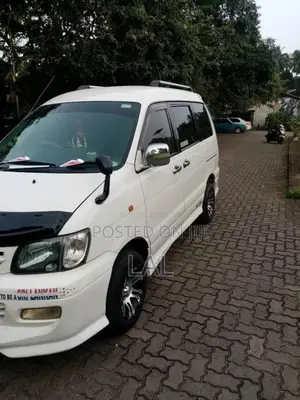 Toyota Noah KR42 2007 Van (Used)
