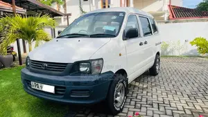 Toyota Kr42 2005 Van (Used)