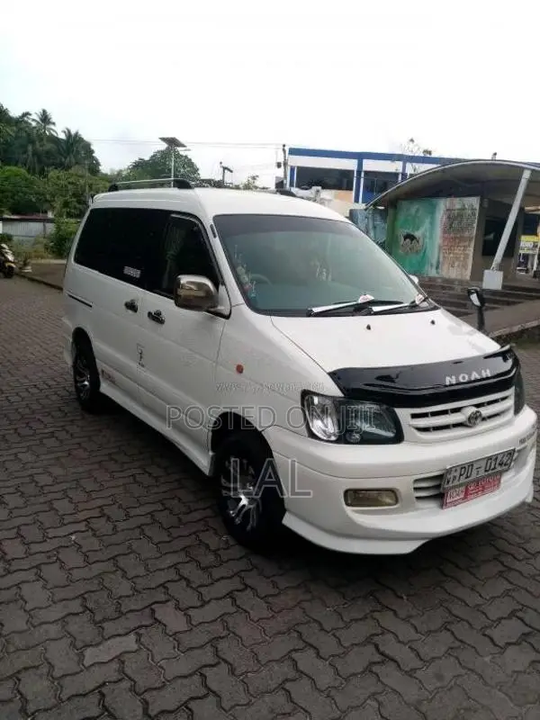 Toyota Noah KR42 2007 Van (Used)