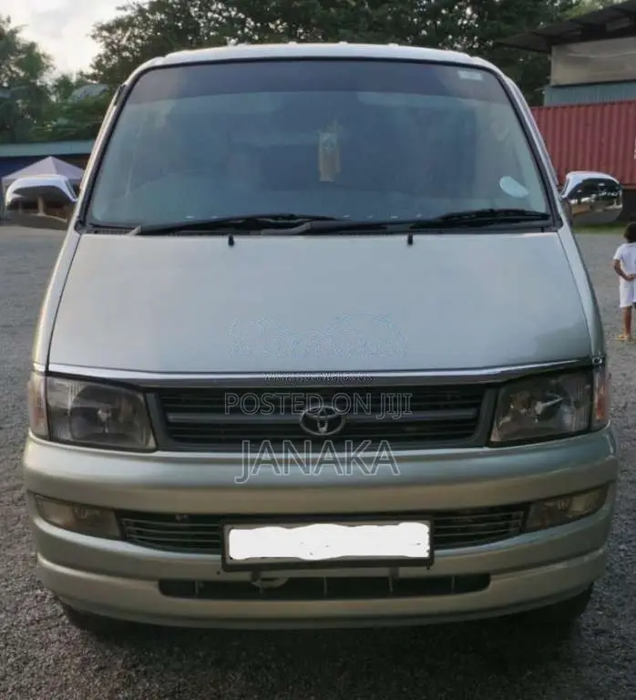Toyota Regius 1999 Van (Used)