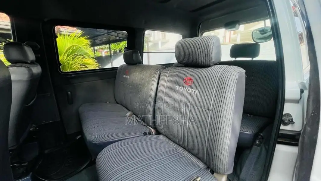 Toyota Kr42 2005 Van (Used)
