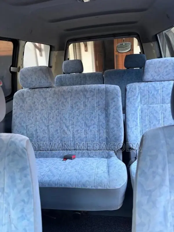 Toyota CR41 1996 Van (Used)