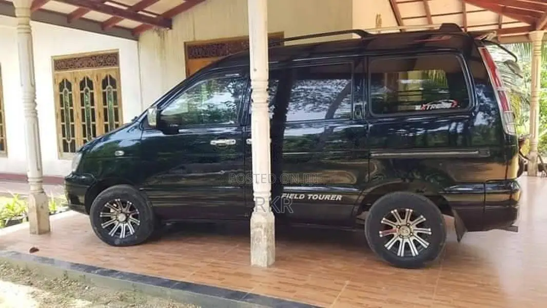 Toyota Noah Kr42 2006 Van (Used)