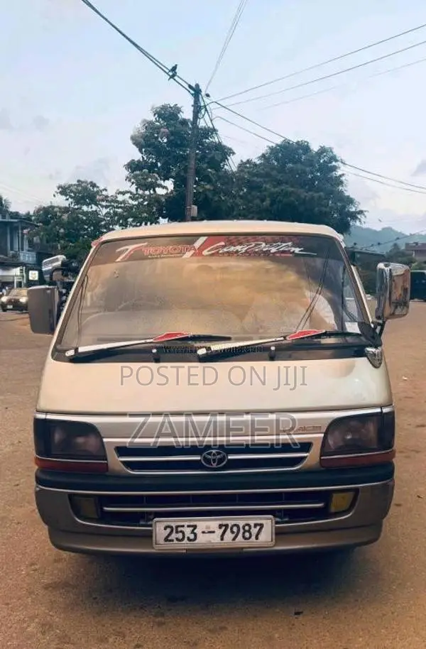 Toyota LH103 SUPER GL 1995 Van (Used)
