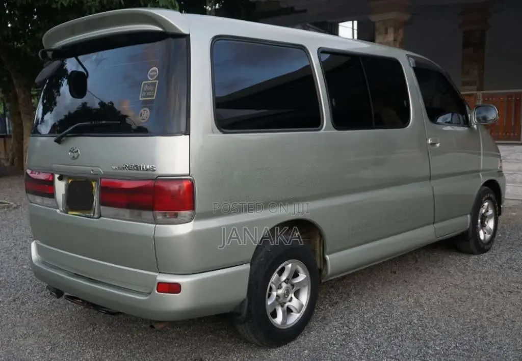Toyota Regius 1999 Van (Used)