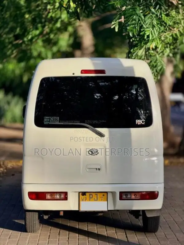 Daihatsu Hijet 2016 Van (Used)