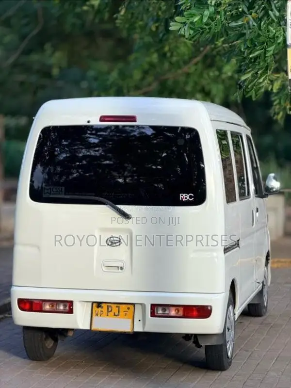 Daihatsu Hijet 2016 Van (Used)