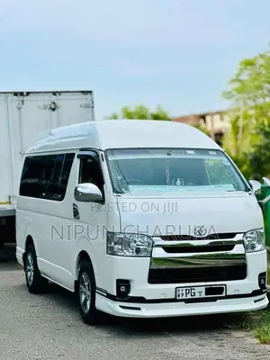 Toyota KDH 2012 Van (Used)