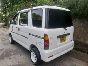 Daihatsu S200 2004 Van (Used)