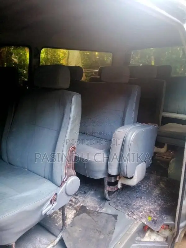 Toyota LH119 1993 Van (Used)