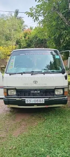 Toyota Shell 1989 Van (Used)