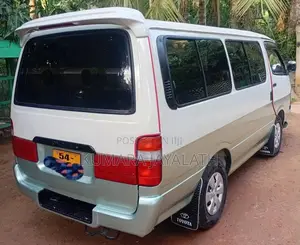 Toyota Dolphin 1990 Van (Used)