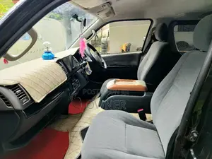 Toyota Hiace KDH 201 Super GL 2012 Van (Used)