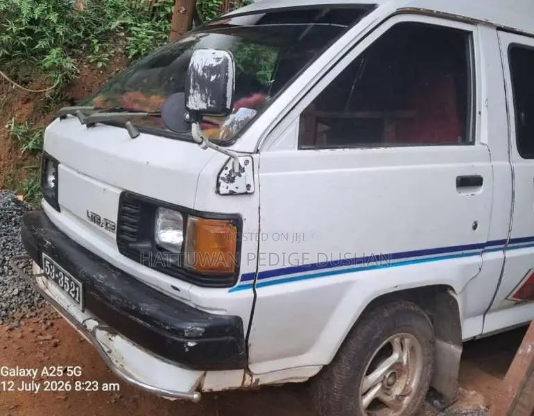Toyota LiteAce 1987 Van (Used)
