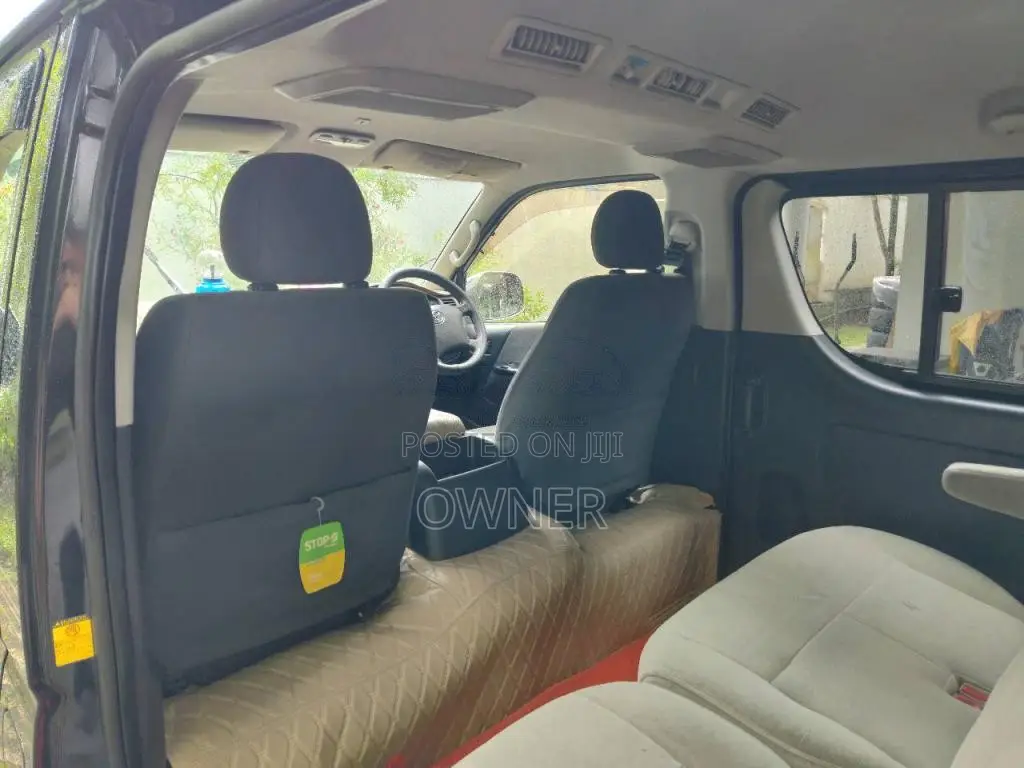 Toyota Hiace KDH 201 Super GL 2012 Van (Used)