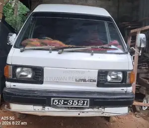 Toyota LiteAce 1987 Van (Used)