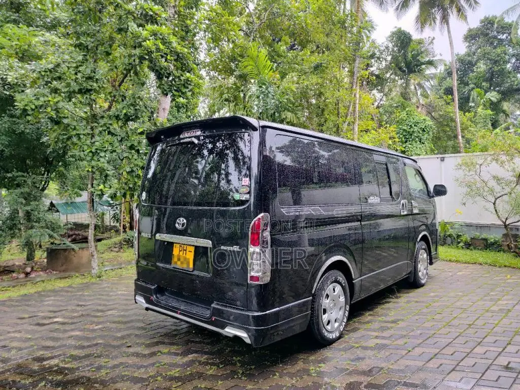 Toyota Hiace KDH 201 Super GL 2012 Van (Used)