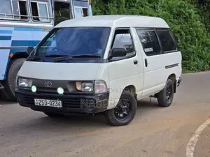 Toyota TownAce Lotto 1992 Van (Used)
