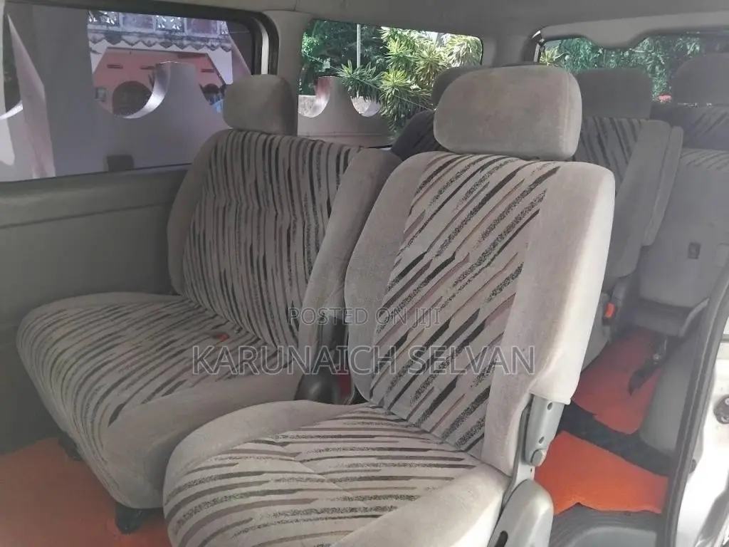 Toyota KDH 2006 Van (Used)