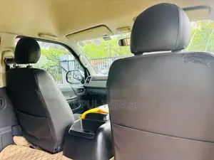 Toyota KDH 201 HIGH ROOF GL 2011 Van (Used)
