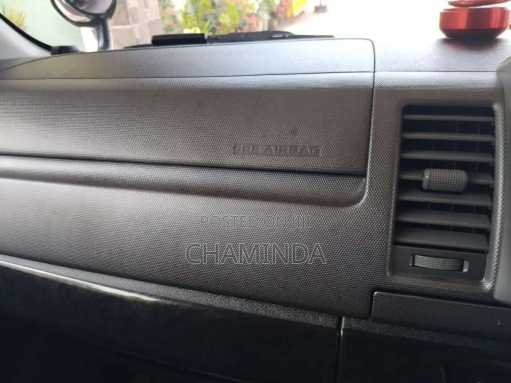 Toyota KDH Super Gl Prime Selection 201 2013 Van (Used)