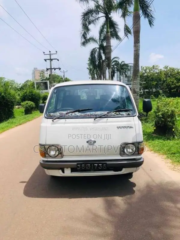 Toyota HIACE 1978 Van (Used)