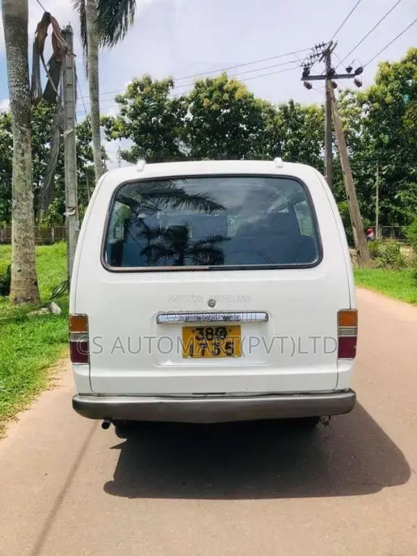 Toyota HIACE 1978 Van (Used)
