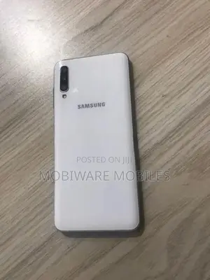 Samsung Galaxy A70 6GB 128GB (Used)