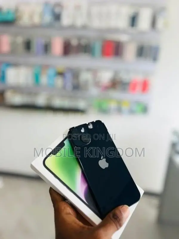 Apple iPhone 14 Plus 128GB Black Fullset (Used)
