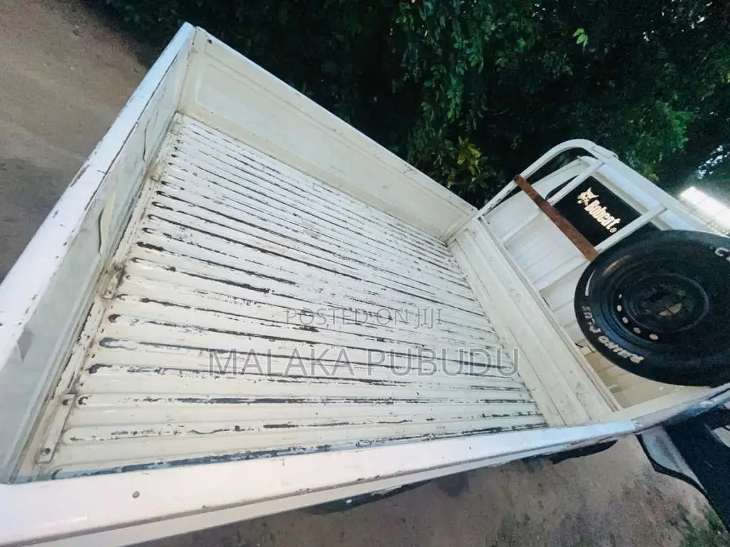 Toyota CrewCab 1986 Crew Cab (Used)