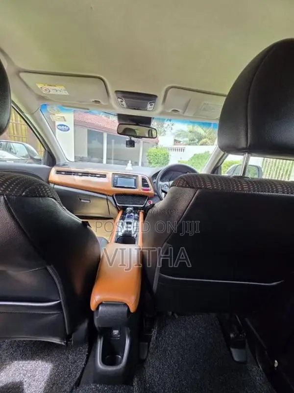 Honda Vezel Z Orange 2014 SUV (Used)