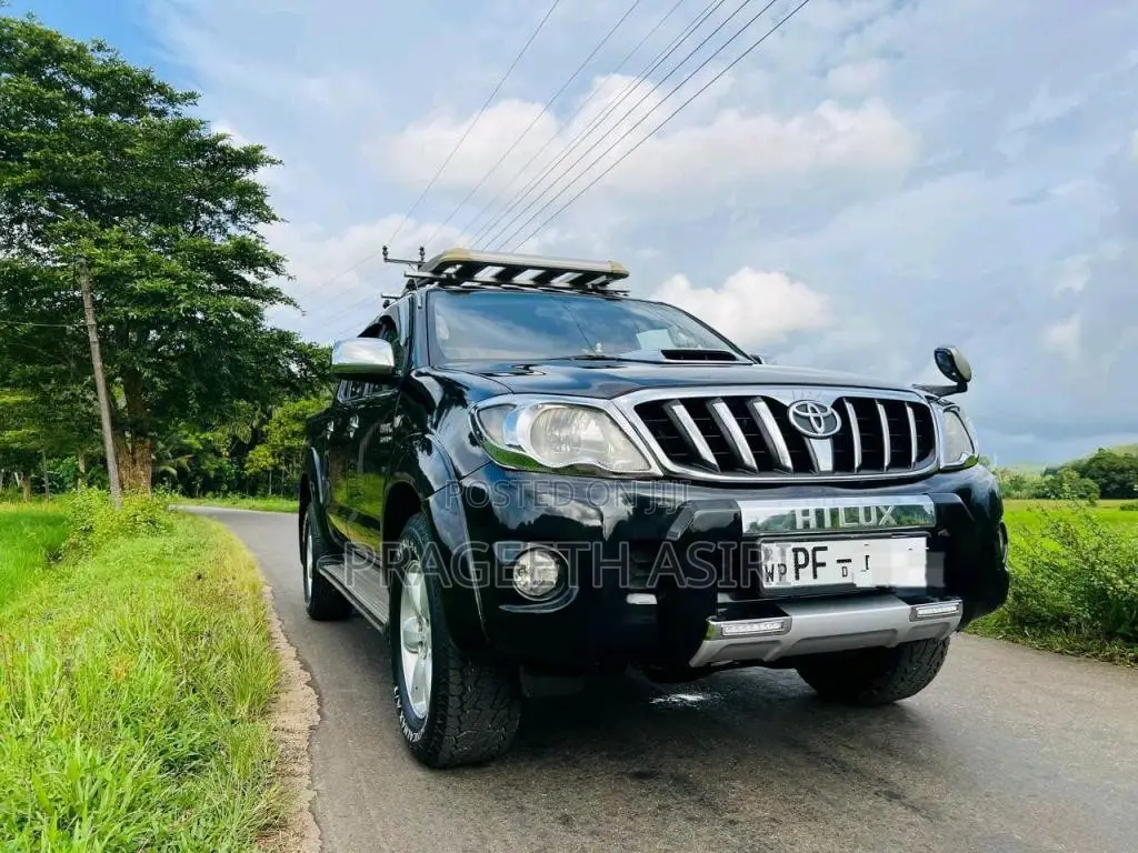 Toyota Hilux Cab 2006 Pickup (Used)