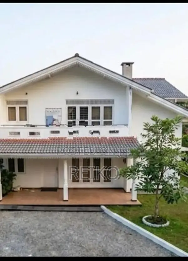 House for Rent Parakumba Place, Colombo 06