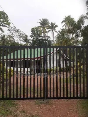 Land with House for Sale in Welipennagahamulla