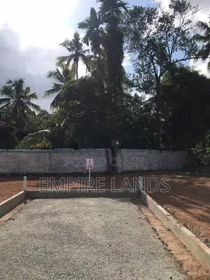 Land for Sale in Kandana City Limit Facing to Ganemulla Main Bus Route