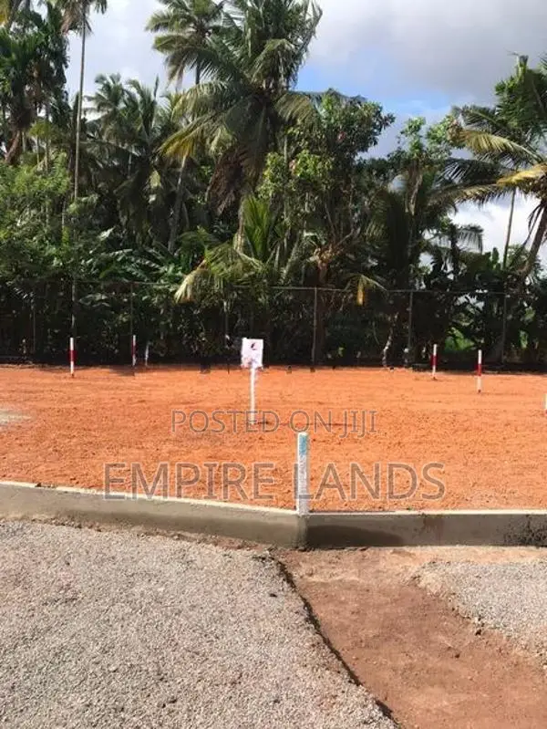 Land for Sale in Kandana City Limit Facing to Ganemulla Main Bus Route