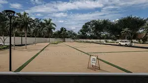 තලවතුගොඩ හෝකන්දරින් අගනා නේවාසික බිම් කොටස් කිහිපයක් විකිණීමට