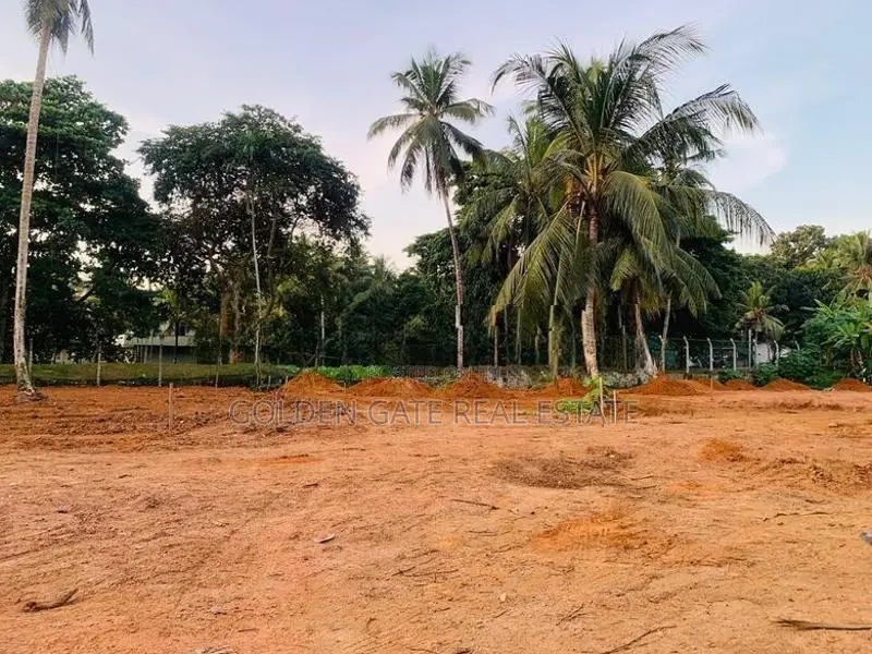 Land for Sale in Gampaha