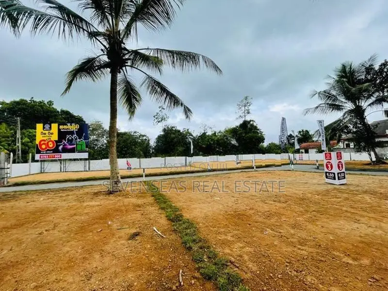 Residential Land Plots for Sale in Polgasowita Kahathuduwa