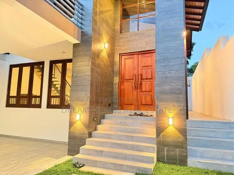 Luxury Brand New Two-Storey House for Sale – Battaramulla
